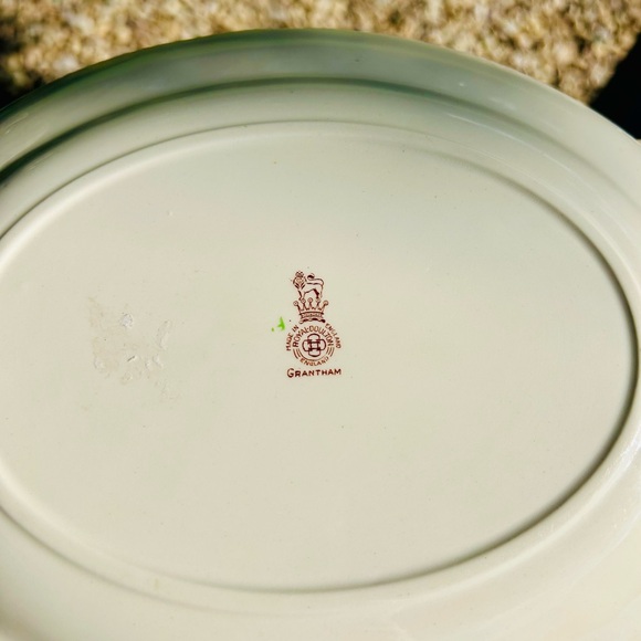 Royal Doulton GRANTHAM 8.5" x 11”Oval Vegetable Serving Bowl, (c. 1950’s) - Picture 5 of 7